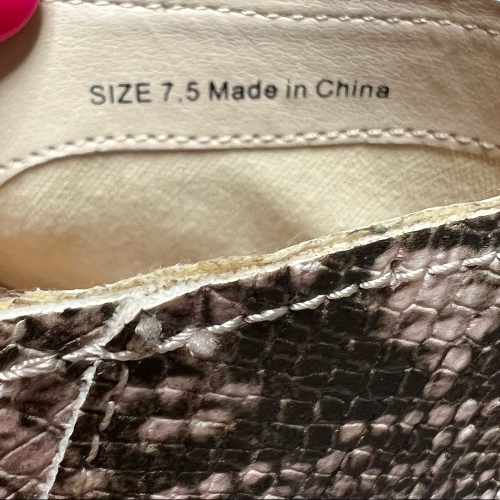 Dolce Vita Roya Raven snake skin python mule size 7.5 slip on - Picture 10 of 10